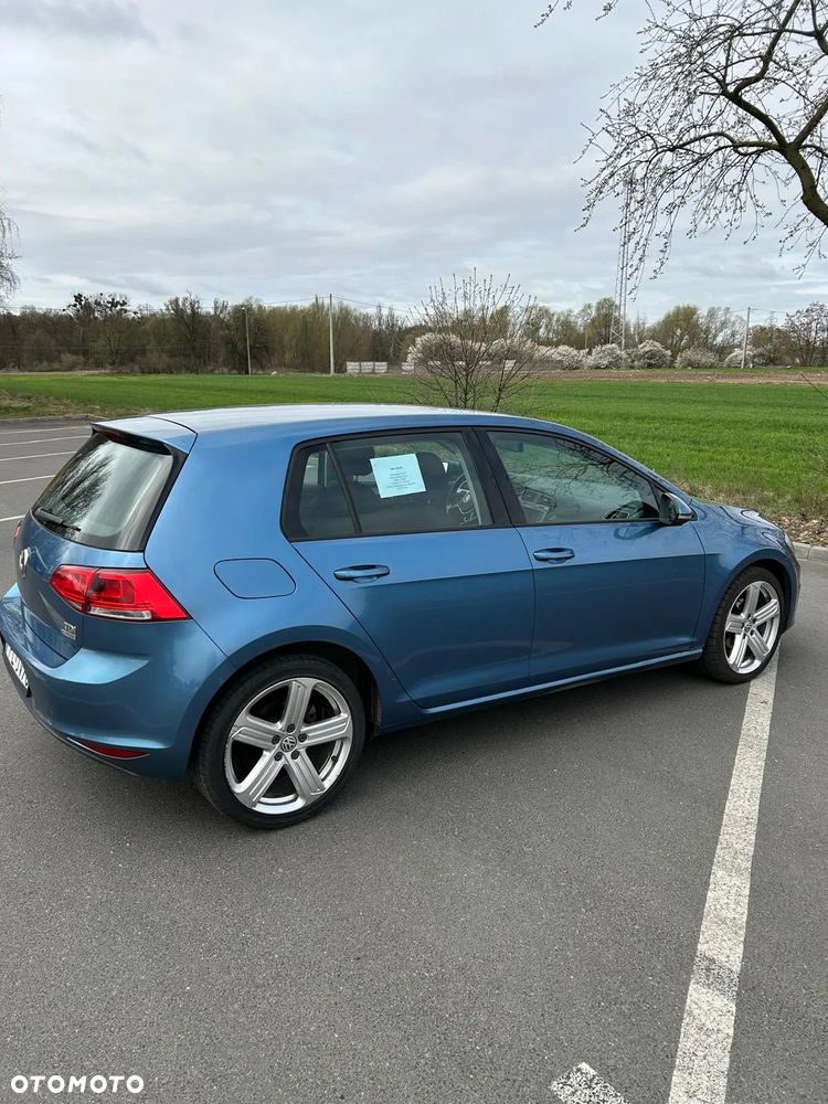 Volkswagen Golf - 4