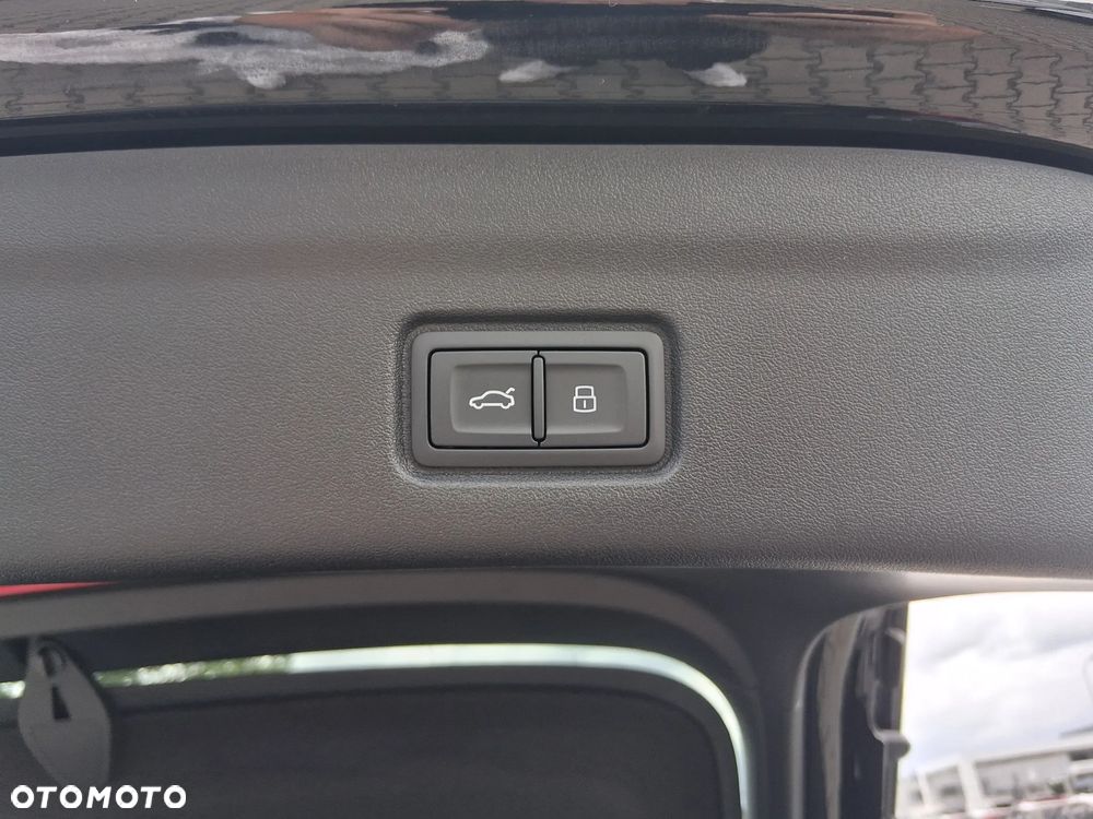Audi Q6 Sportback e-tron - 11