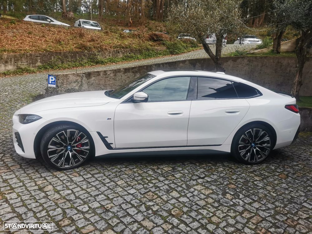 BMW i4 eDrive40 Pack Desportivo M - 33