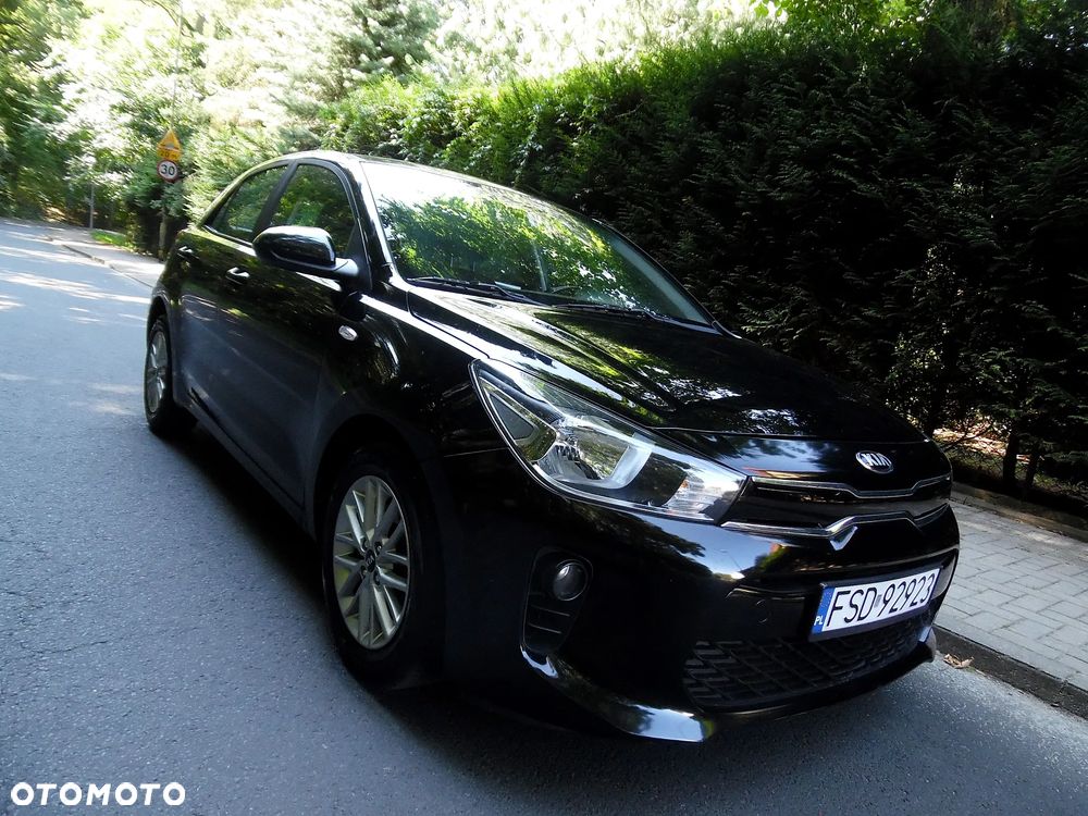 Kia Rio - 12