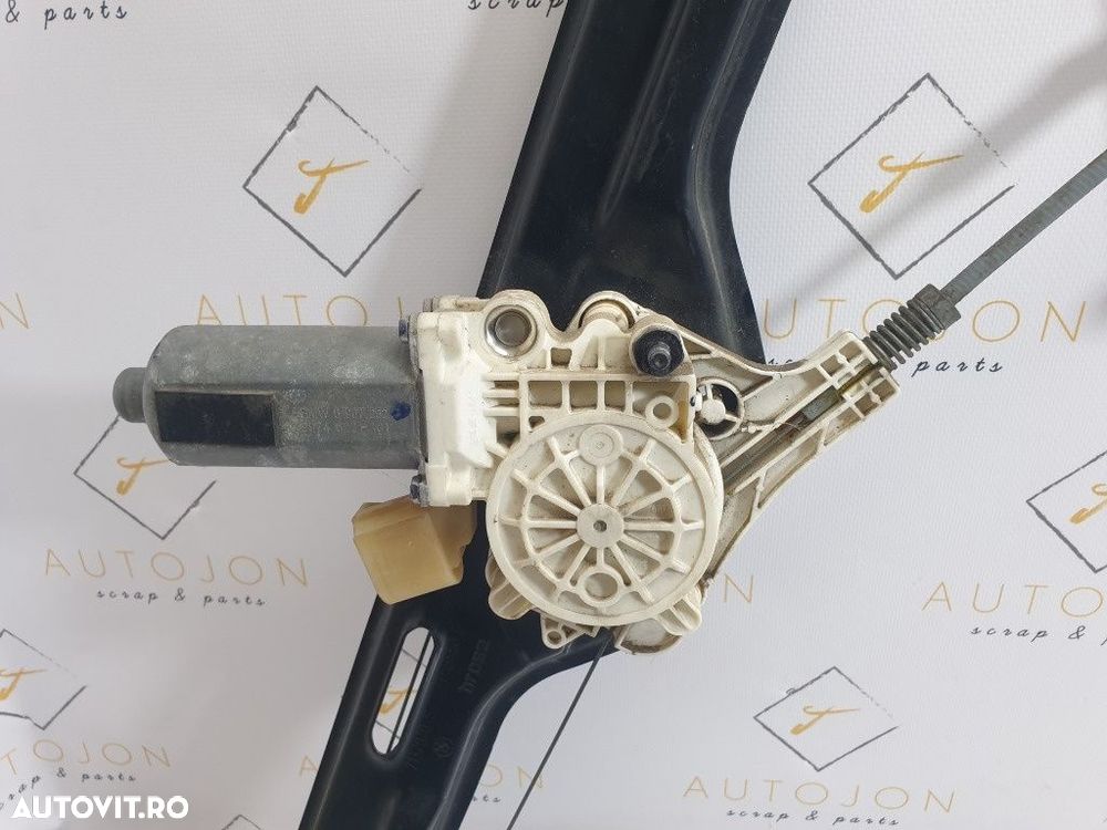 Macara cu motoras geam usa dreapta fata BMW X5 II E70 2006 - 2013 3.0 d M57 D30 (306D3) 7137020S - 2