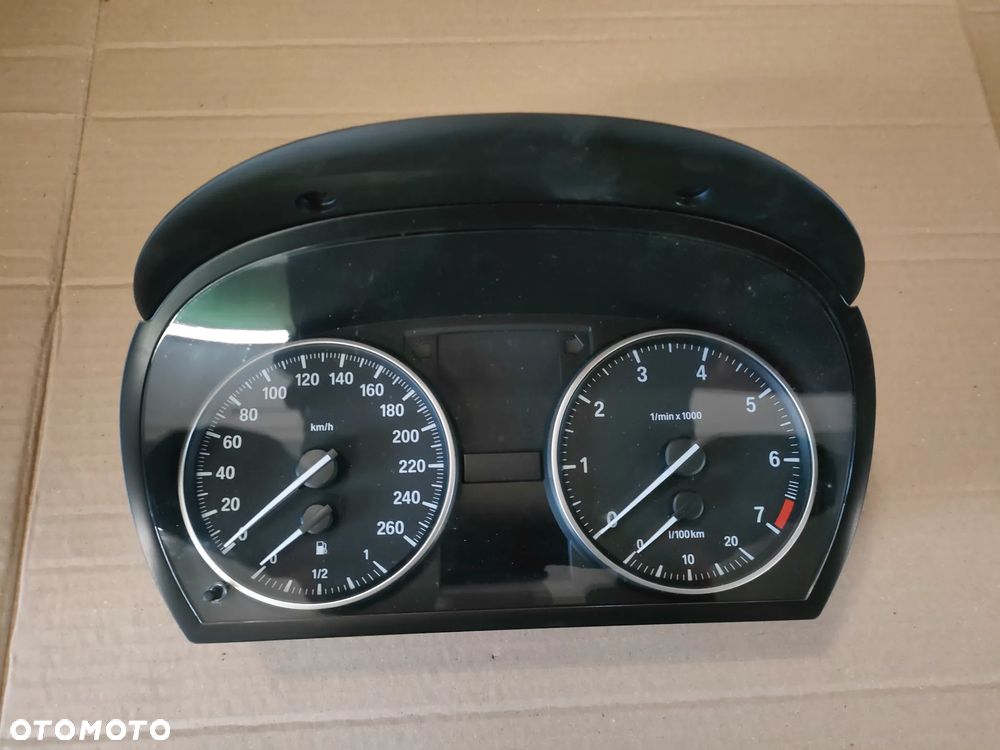 BMW E90 E91 LIFT 2.0 B LICZNIK ZEGARY 9166827-01 - 2