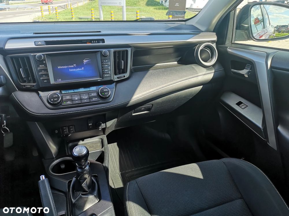 Toyota RAV4 2.0 D-4D Premium 4x2 - 15