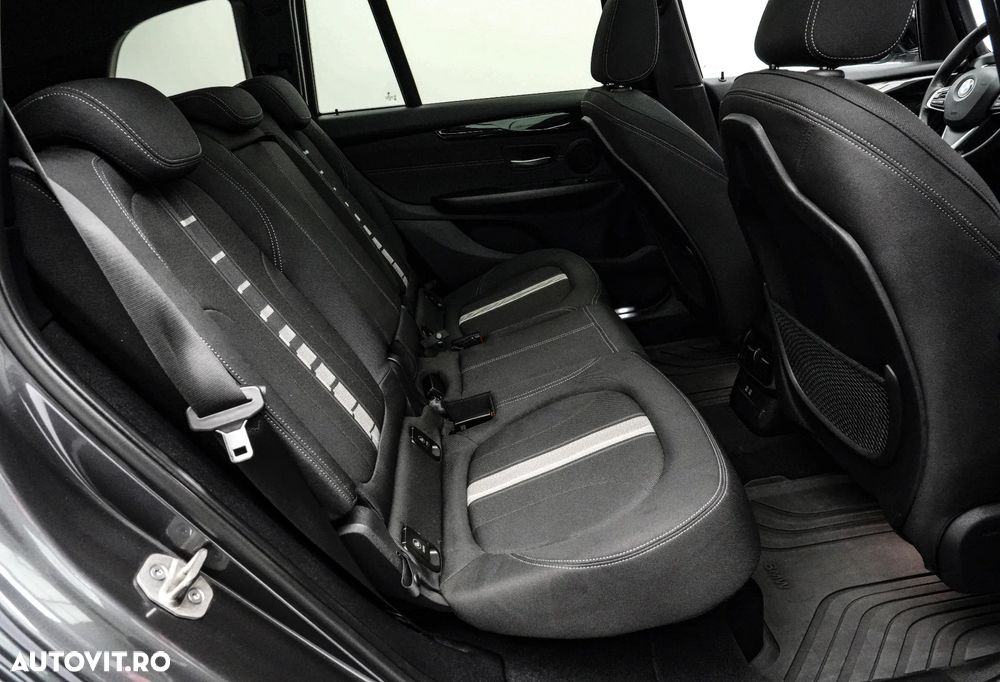 BMW Seria 2 220d AT Advantage - 17