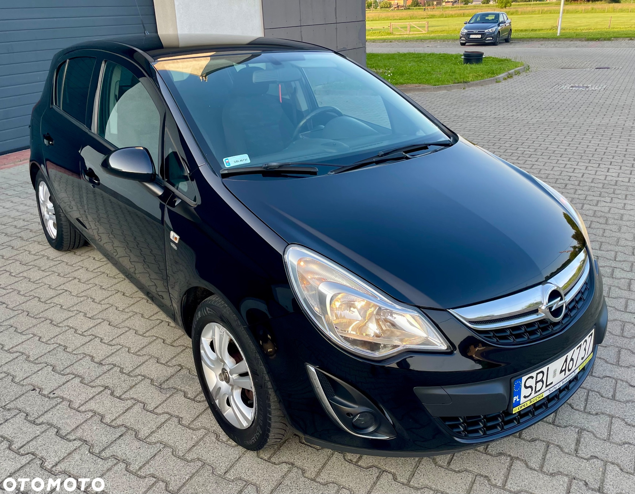Opel Corsa 1.2 16V Cosmo - 2