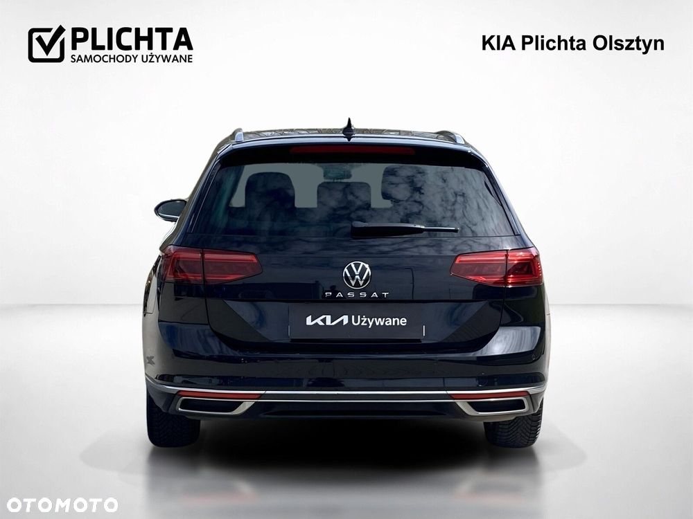 Volkswagen Passat - 4