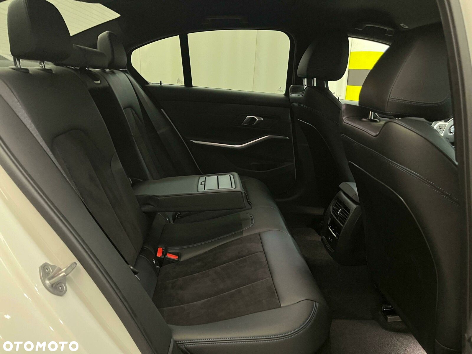 BMW Seria 3 - 36