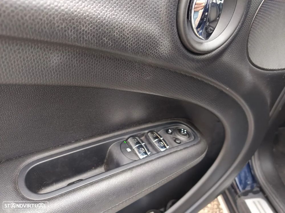 MINI Countryman Cooper D Aut. - 16