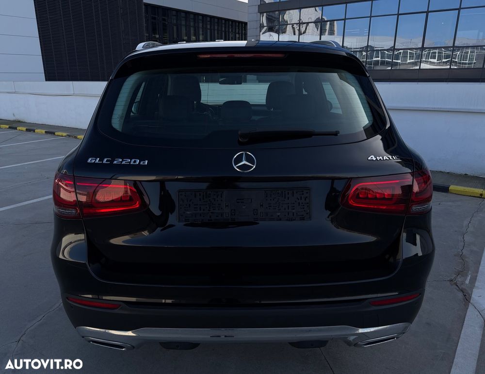Mercedes-Benz GLC 220 d 4MATIC 9G-TRONIC - 3