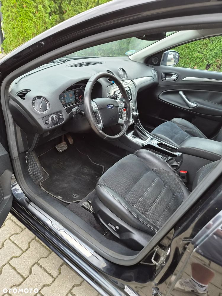 Ford Mondeo 2.3 Titanium - 16