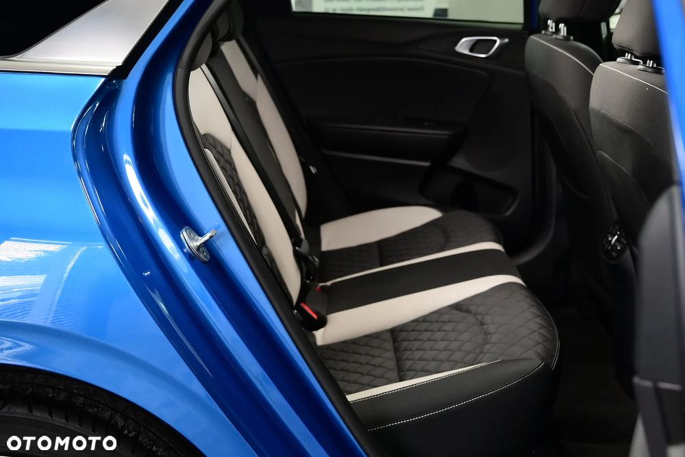 Kia ProCeed 1.5 T-GDI GT Line DCT - 23
