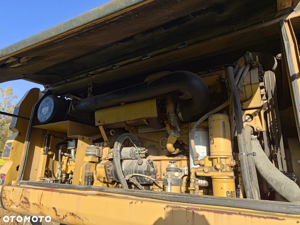 Caterpillar M318 - 13