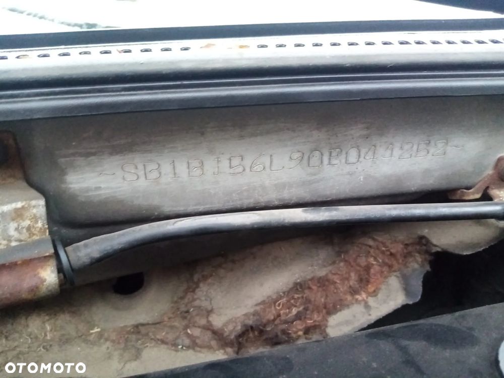 TOYOTA AVENSIS T25 2.0 VVT-i  03-06    SERWO HAMULCA - 30