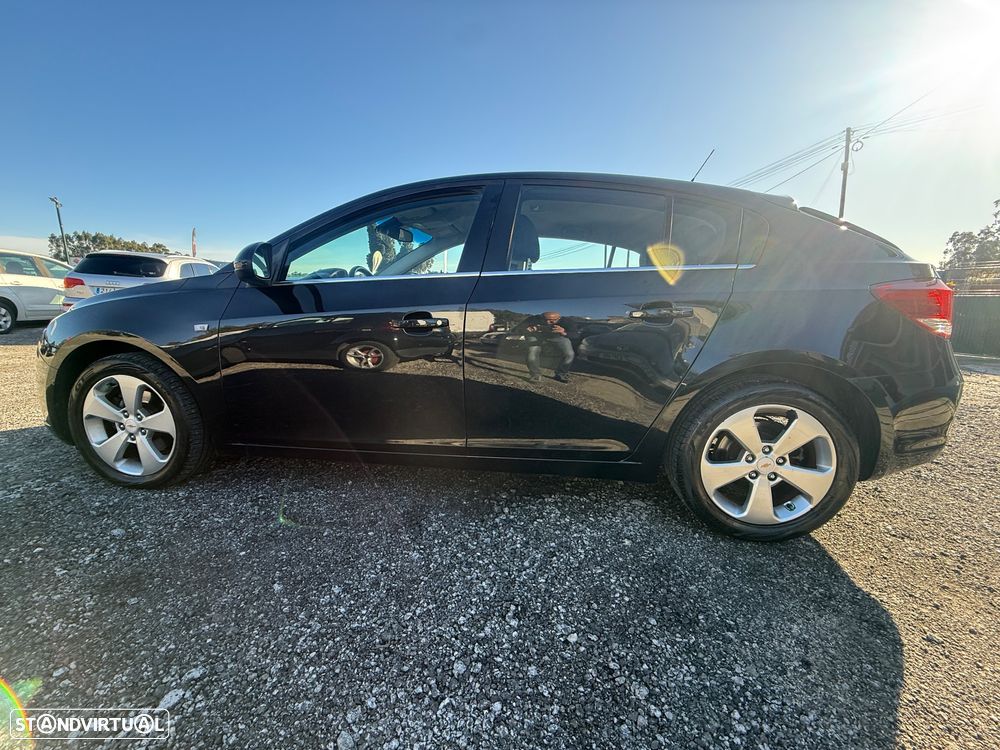 Chevrolet Cruze 2.0 VCDi LTZ - 4