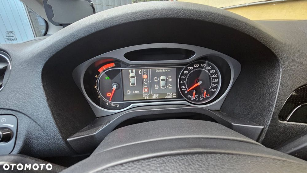 Ford S-Max - 10