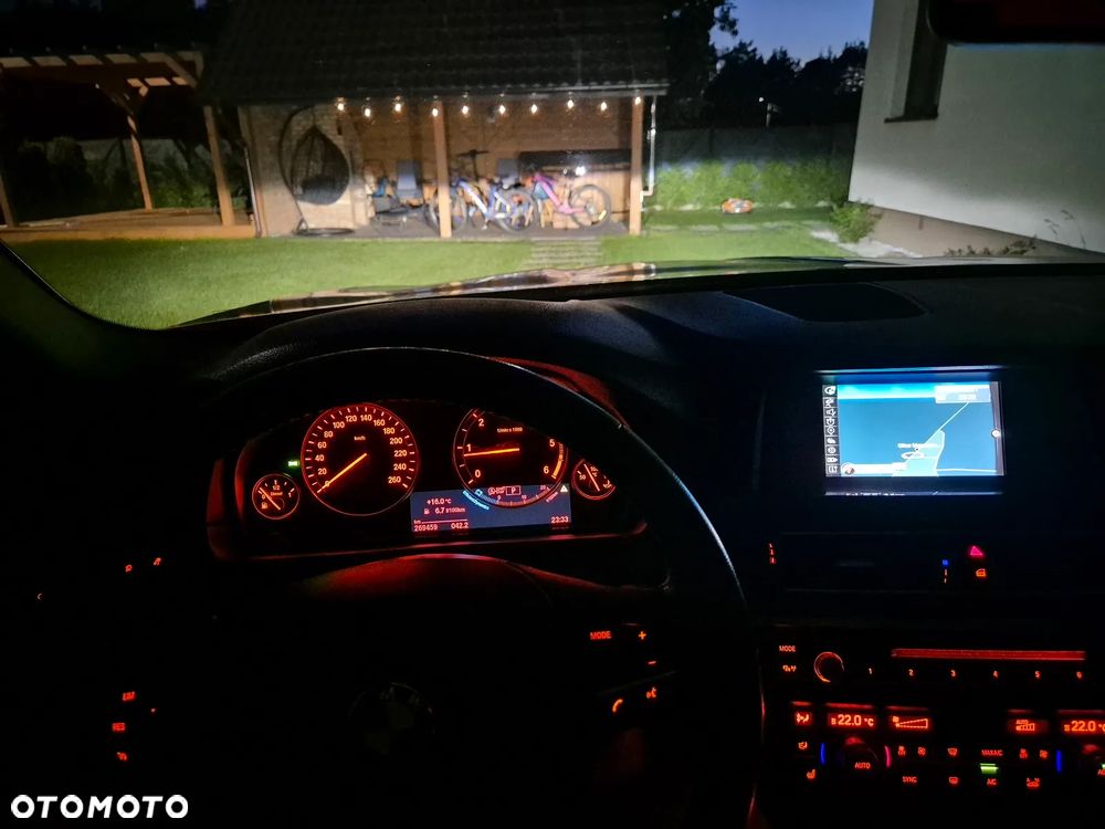 BMW Seria 5 520d - 15