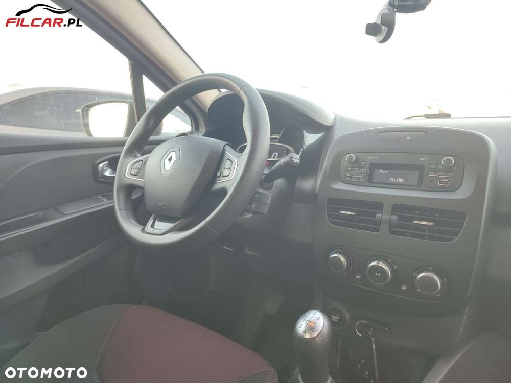 Renault Clio - 8