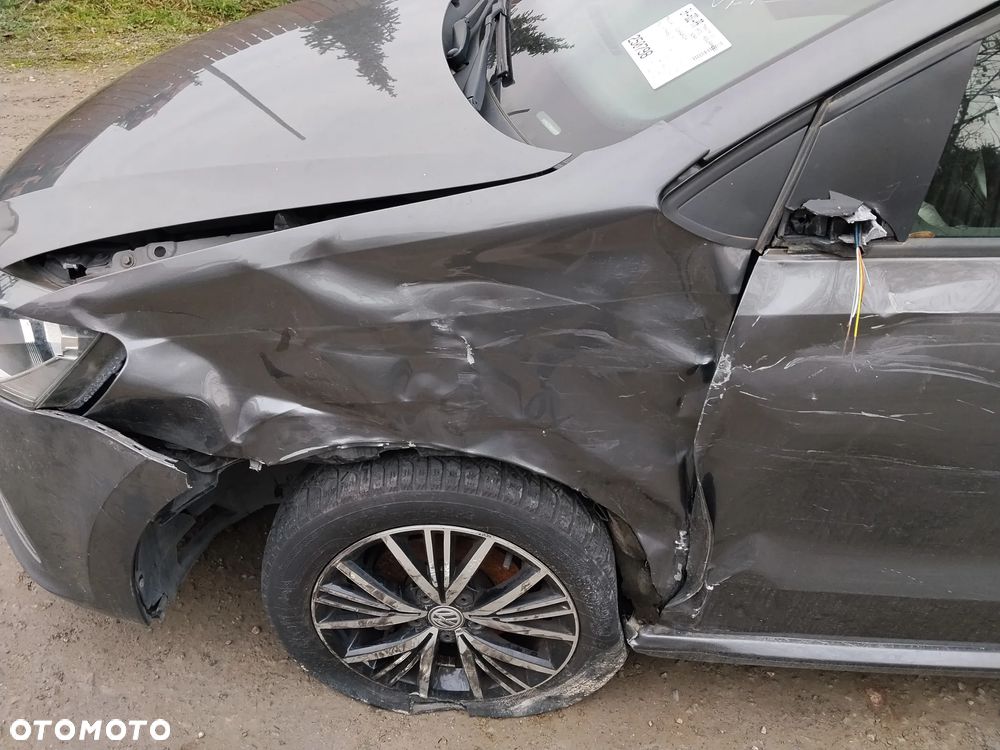 Volkswagen Polo - 10