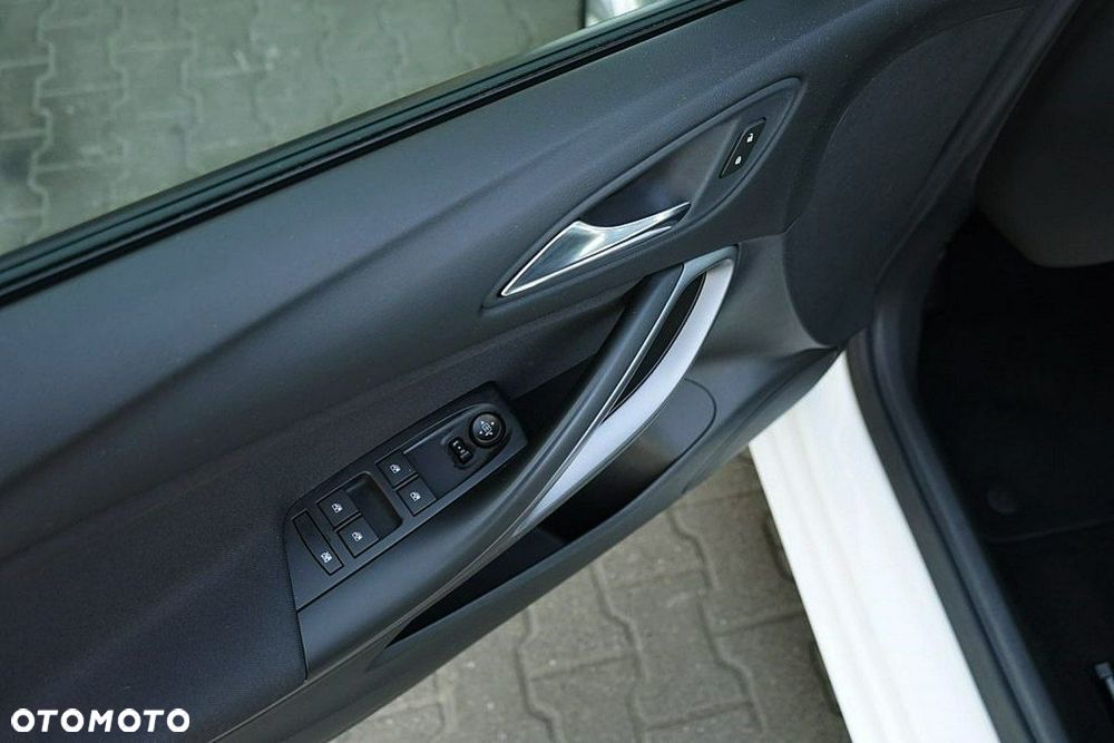 Opel Astra - 13