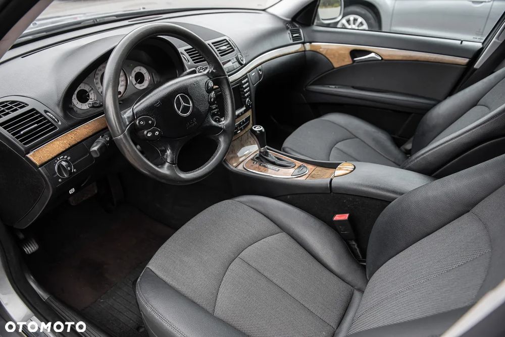 Mercedes-Benz Klasa E 220 CDI Automatik Avantgarde - 13