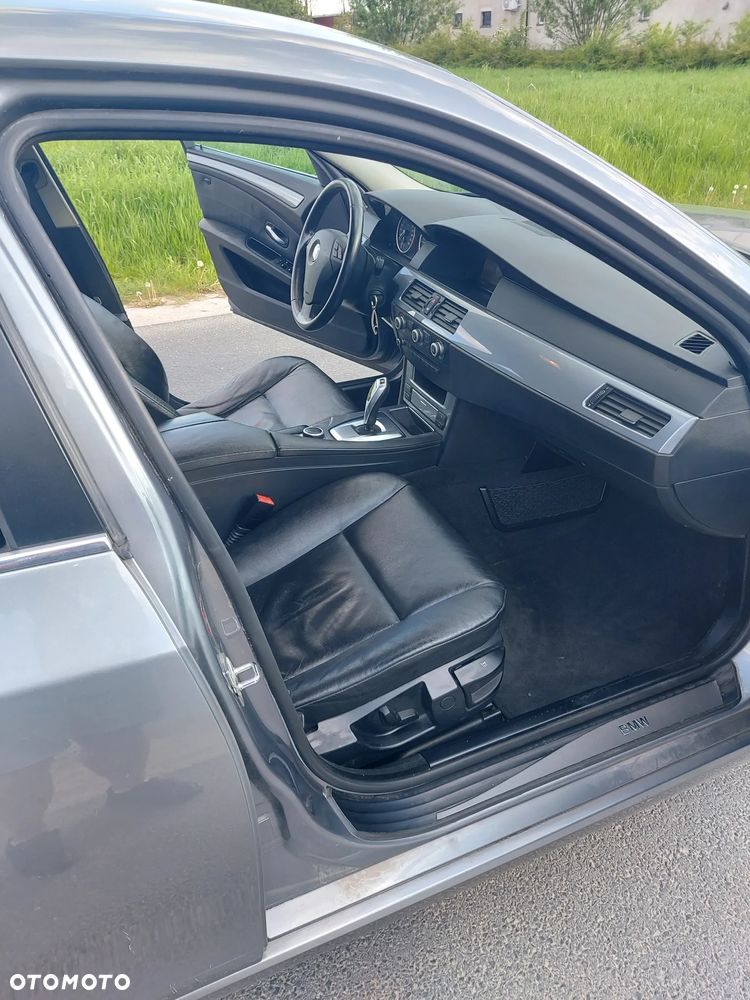 BMW Seria 5 520d - 8