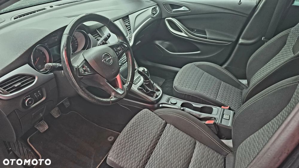 Opel Astra 1.4 Turbo Start/Stop 120 Jahre - 10