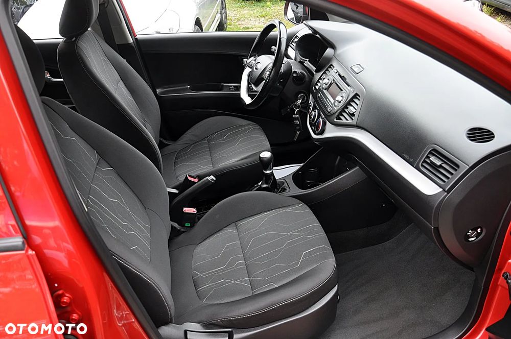 Kia Picanto 1.0 Dream Team Edition - 22