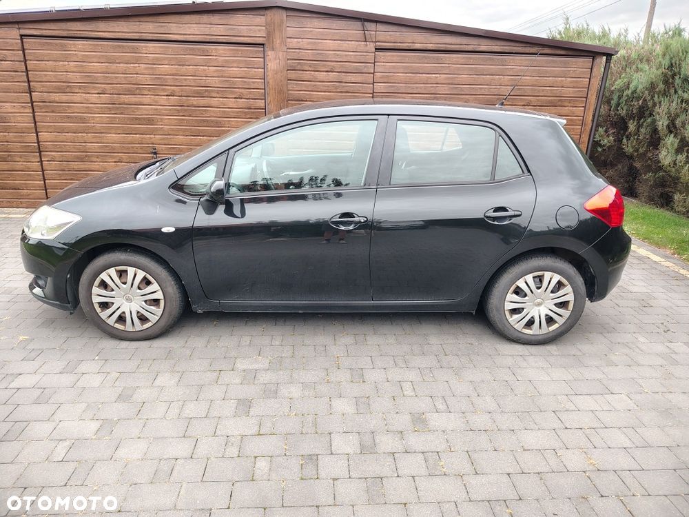 Toyota Auris - 2