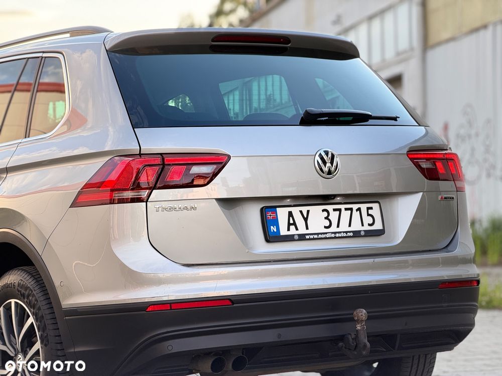Volkswagen Tiguan 1.4 TSI DSG BlueMotion Technology Exclusive - 16
