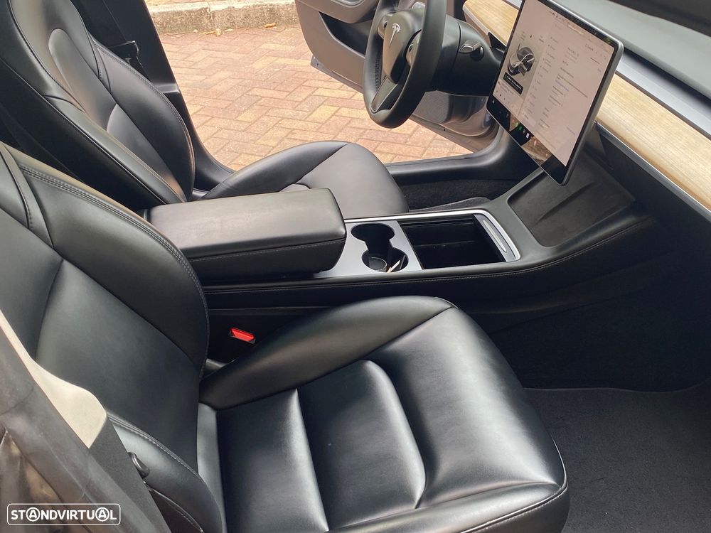 Tesla Model 3 Long Range Tração Integral - 21