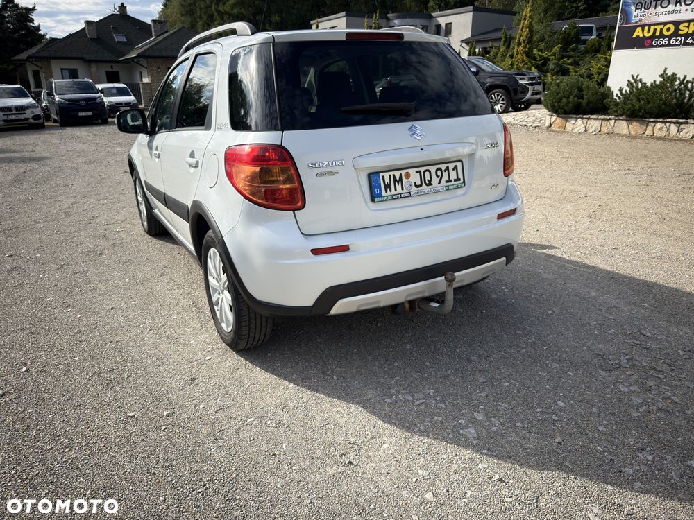 Suzuki SX4 Classic 1.6 VVT 4x4 Comfort - 6