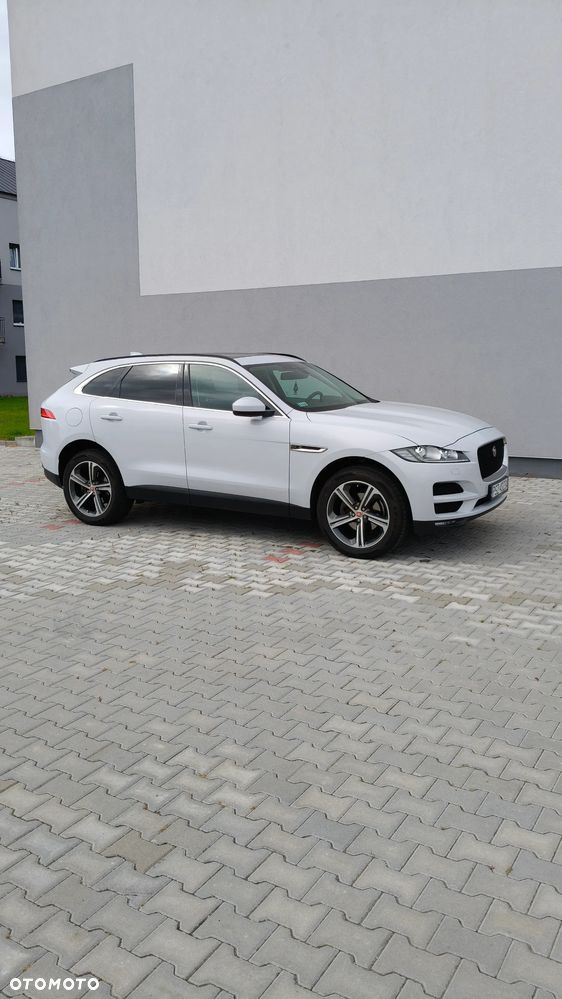 Jaguar F-Pace - 2
