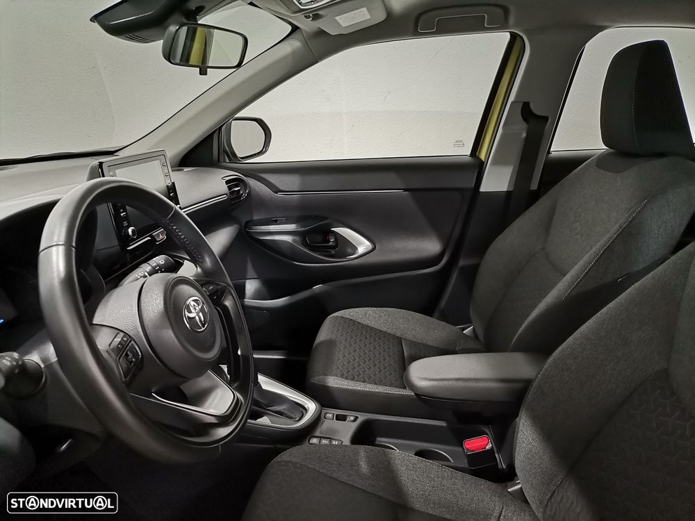 Toyota Yaris Cross 1.5 Hybrid Comfort Plus - 13