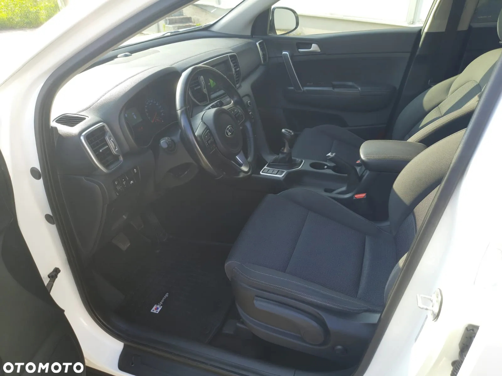 Kia Sportage 1.7 CRDI 2WD Dream-Team Edition - 10