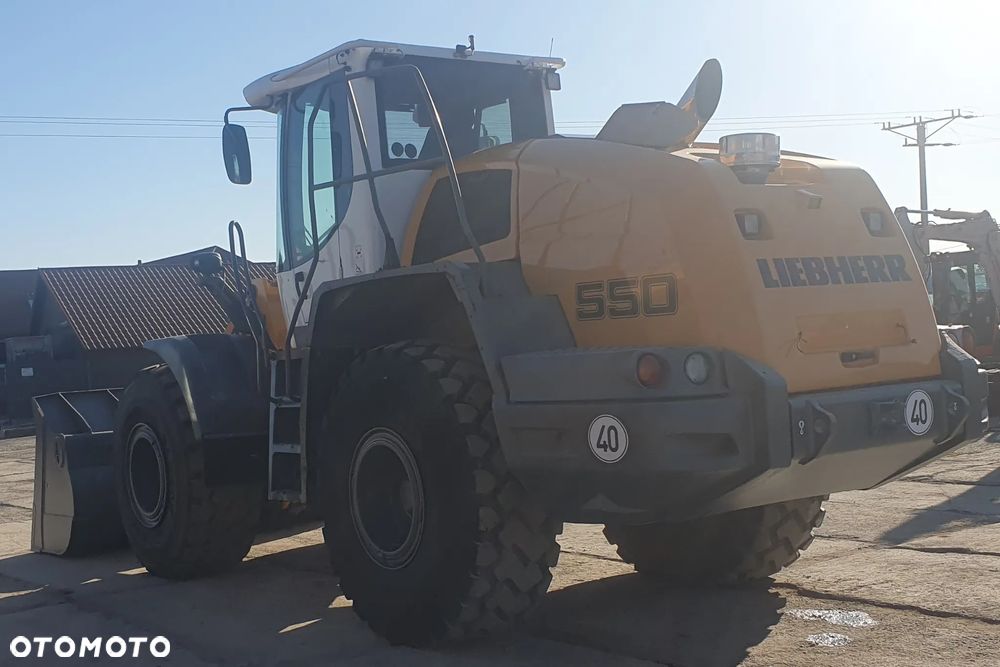 Liebherr L550 - 5
