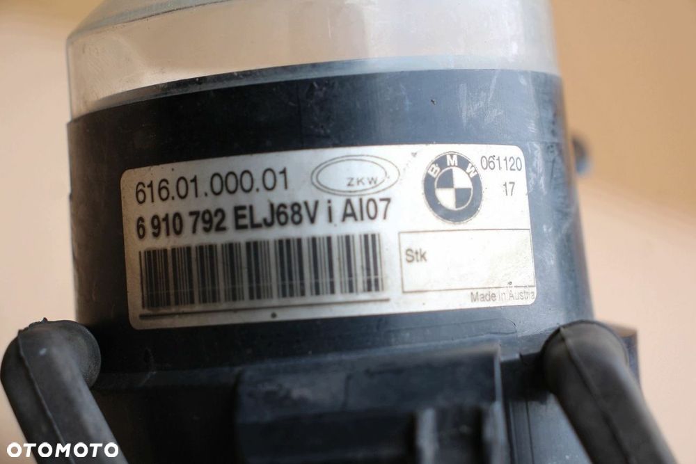 Halogen PRAWY BMW e90 e60 e81 e82 e87 e88 e84 x3 e83 6910792 (4613) - 6