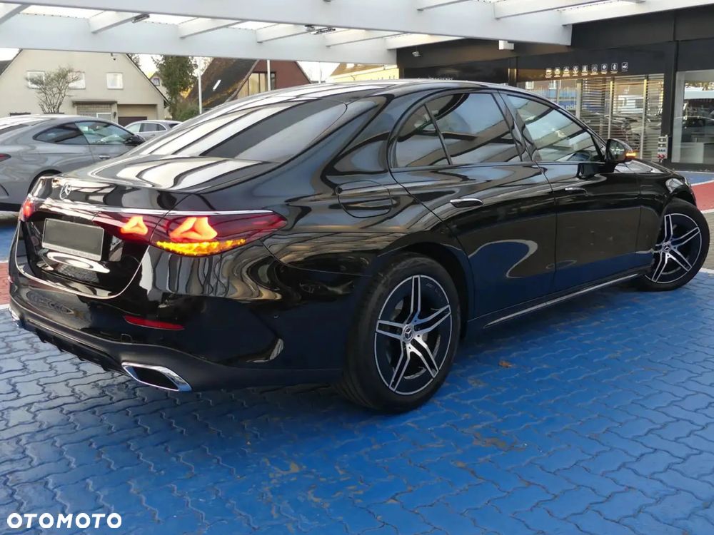 Mercedes-Benz Klasa E 220 d mHEV 4-Matic AMG 9G-Tronic - 5