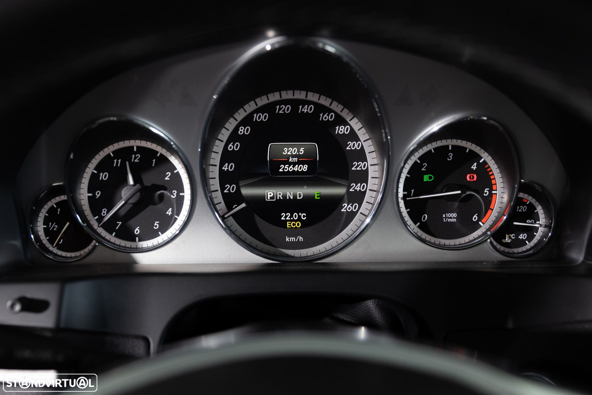Mercedes-Benz E 250 CDi Avantgarde BE Auto. - 11