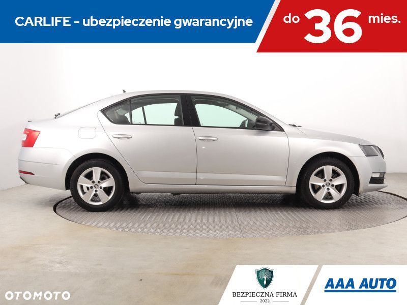 Skoda Octavia - 8