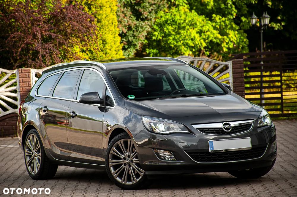 Opel Astra 1.6 Turbo Edition - 19