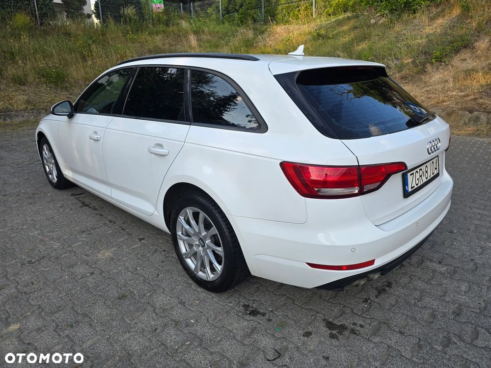 Audi A4 Avant 2.0 TDI S tronic - 17