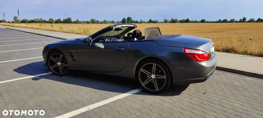 Mercedes-Benz SL - 8