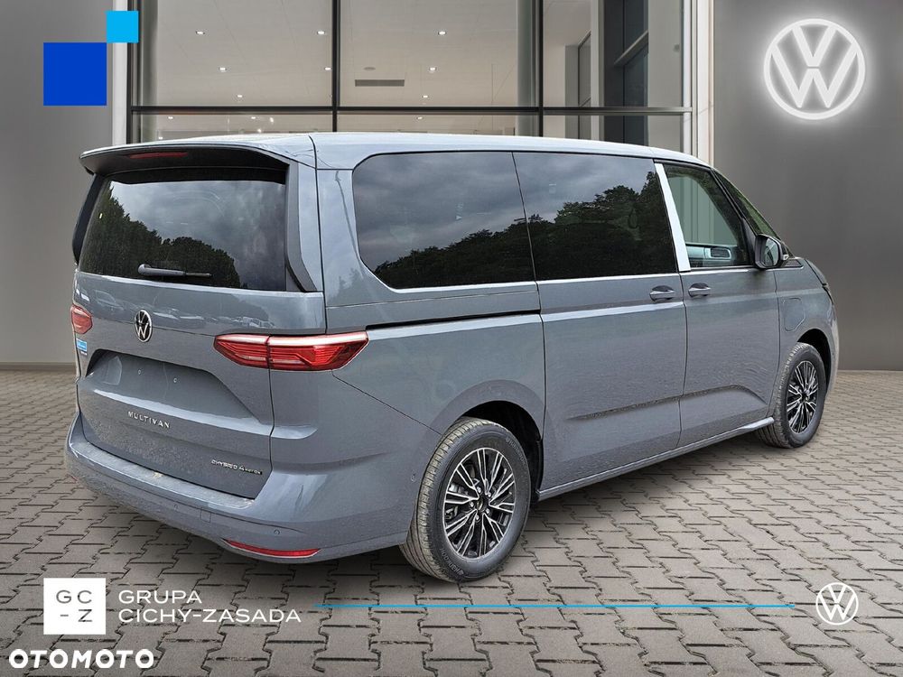 Volkswagen Multivan - 5