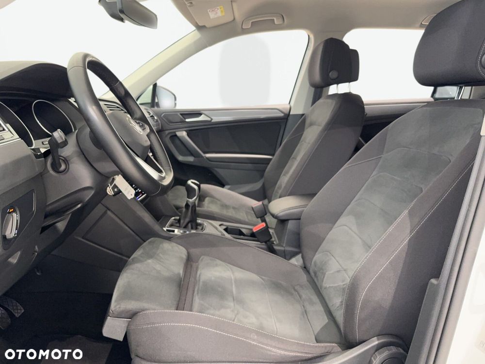 Volkswagen Tiguan - 10