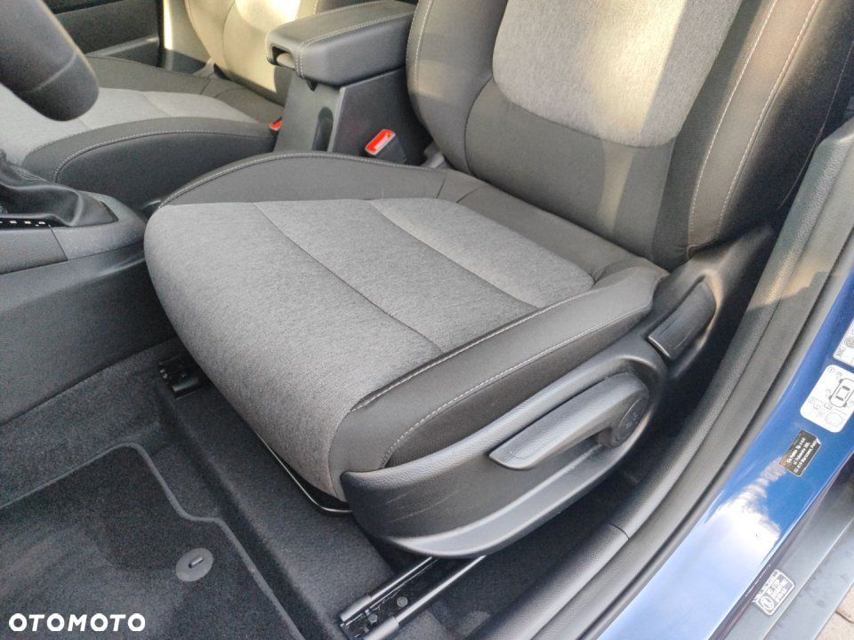 Kia Stonic - 12