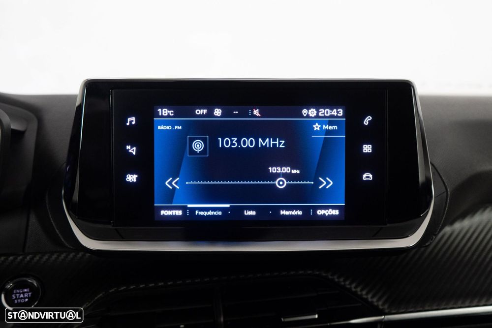 Peugeot 2008 1.2 PureTech Allure EAT8 - 24