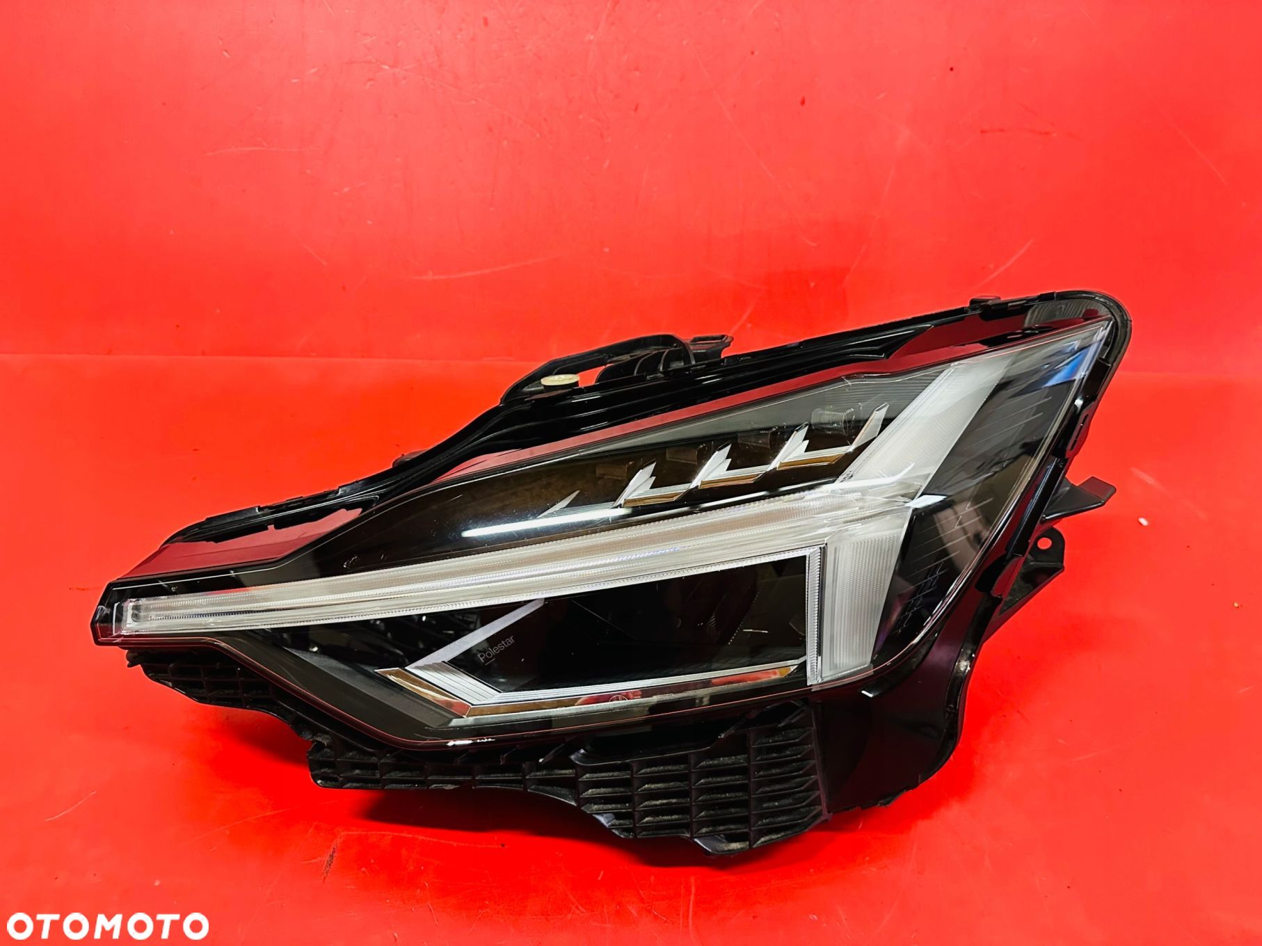 LAMPA LEWA VOLVO POLESTAR II FULL LED BASE EU - 1