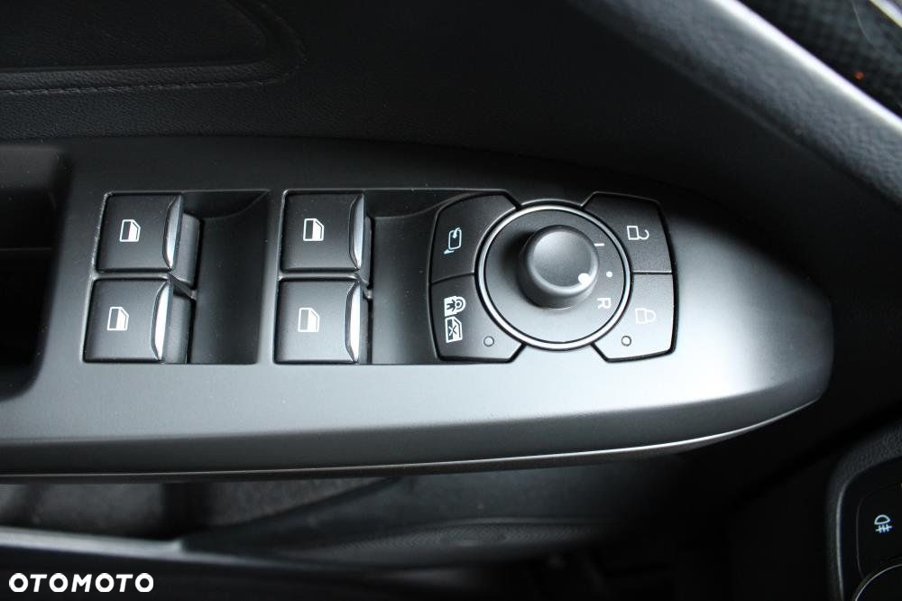 Ford Focus - 12