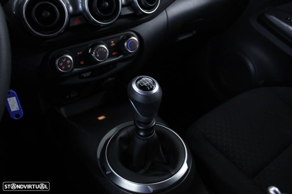 Nissan Juke 1.0 DIG-T Acenta - 31