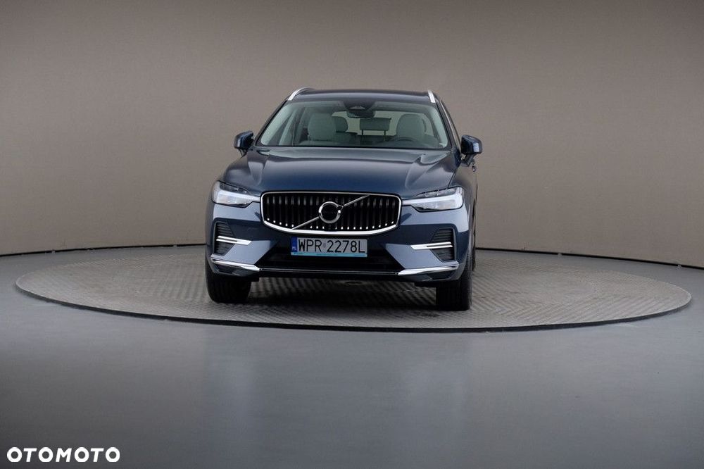Volvo XC 60 B4 D AWD Plus Bright - 3
